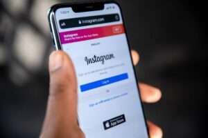 how to mute someone on instagram